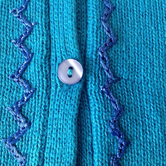 Susan Graver size med. 3/4 length sleeve sweater - Picture 3 of 4