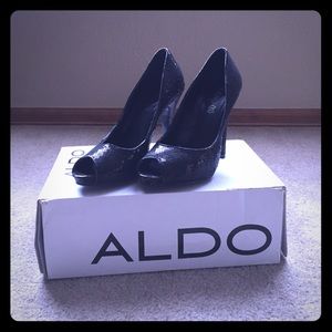 Black ALDO Garlanda Peep-toe Heels 👠