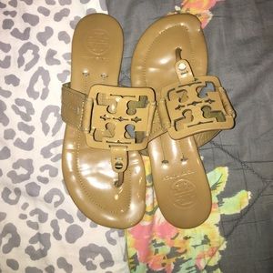 Tory Burch flipflops