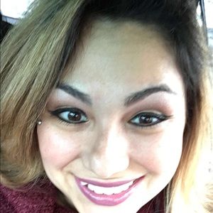 Meet your Posher, Victoria