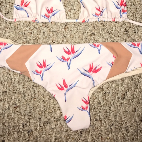 Acacia bottoms only