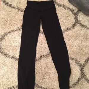 Lululemon black pants. Size 8.