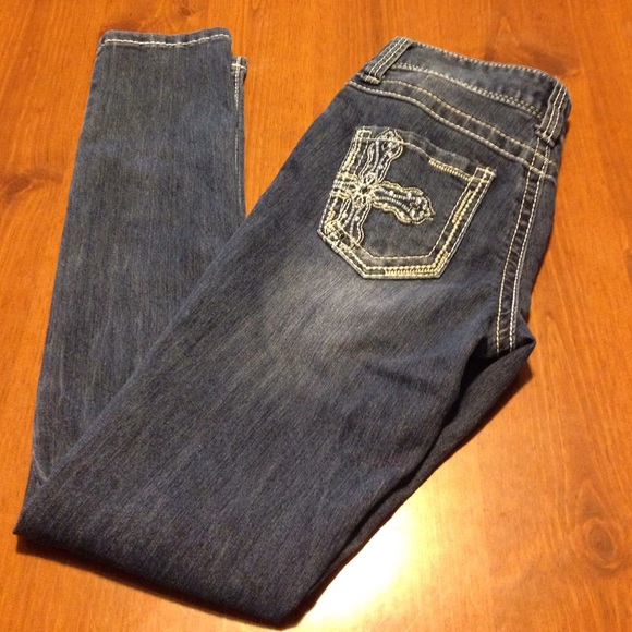 NWOT size 5 skinny jeans