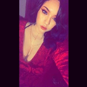 Meet your Posher, Kayla