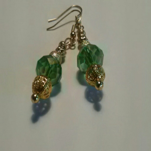 Green Crystal & Gold Drop Earrings Victorian - Picture 4 of 4