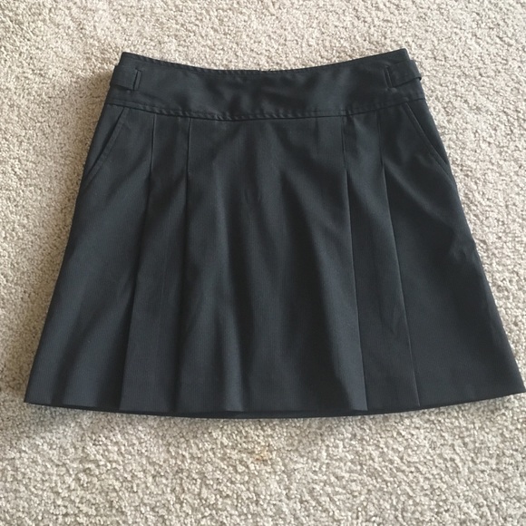 Barely worn.black skirt
