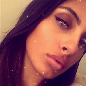 Meet your Posher, Brianna