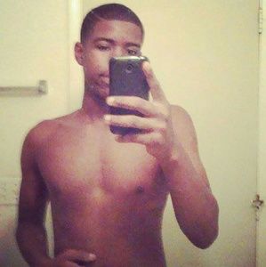 Meet your Posher, Darrius