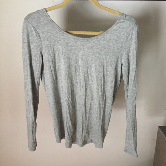 Grey top - Picture 2 of 3