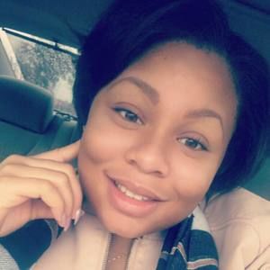 Meet your Posher, Briana