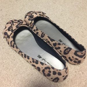 AE leopard flats