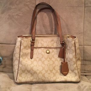 Coach Shoulder Bag Signature Tan/Brown