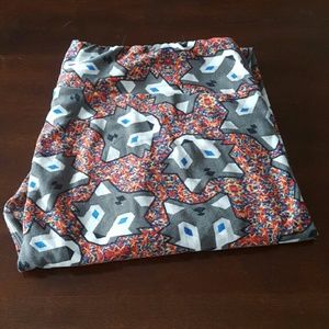 TC huskies/ wolves! Unicorn!