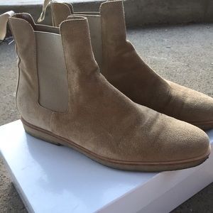 Common Projects size 42 US 9.5