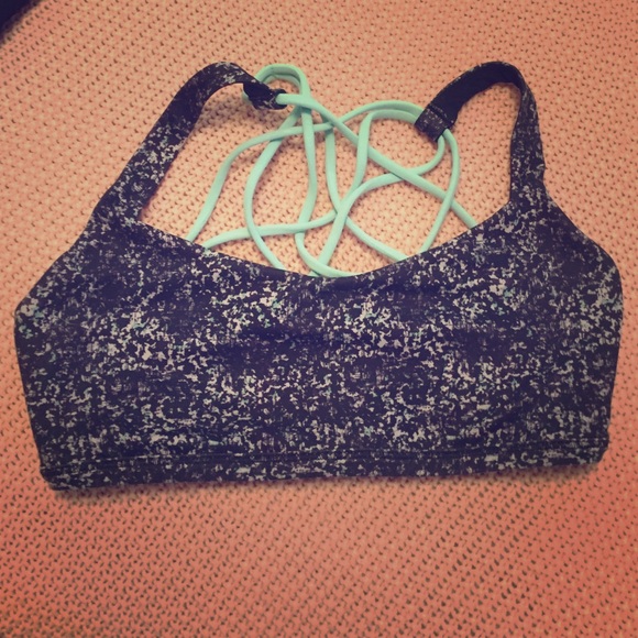 Lulu sports bra