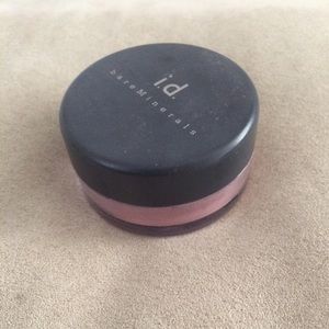 Bare Minerals Blush in Rose Radiance