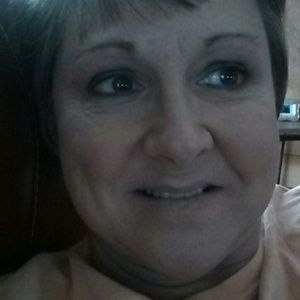 Meet your Posher, Connie