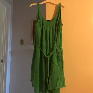 Sleeveless dress