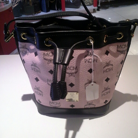 Bag - Picture 2 of 3