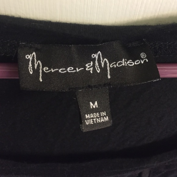 Black short sleeve top - Picture 4 of 4