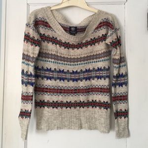 American Eagle sweater