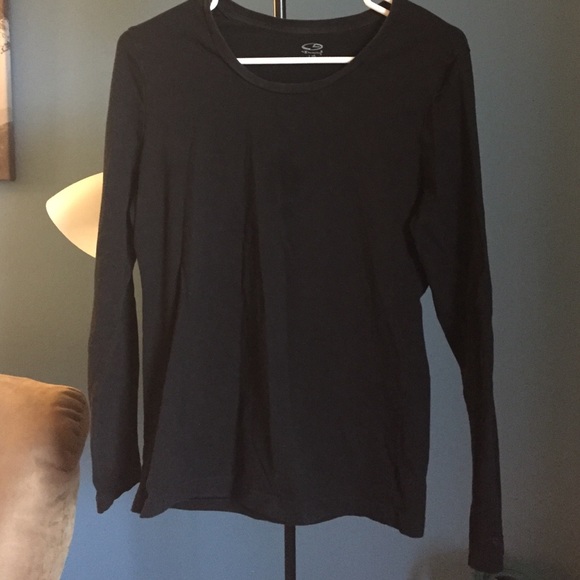Black shirt