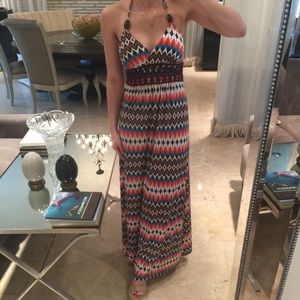 Geometric design maxi dress.