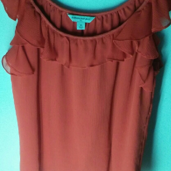 Banana Republic Red Top - Picture 3 of 3