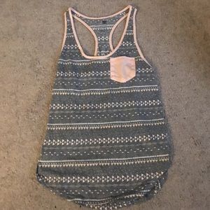 Nollie Tank size small