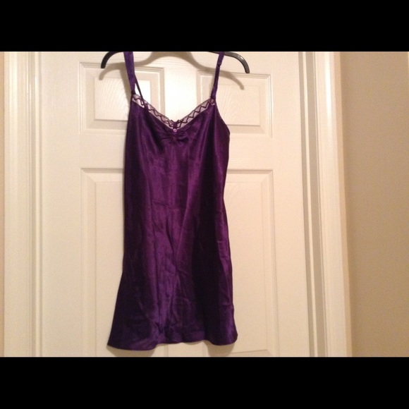 Morgan Taylor Nighty