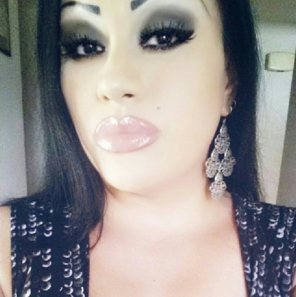 Meet your Posher, Coco! - Picture 2 of 2