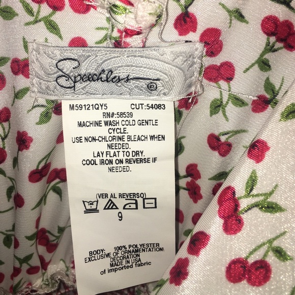 Speechless Dress. - Picture 4 of 4