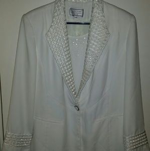 Ladies upscale fashion suit