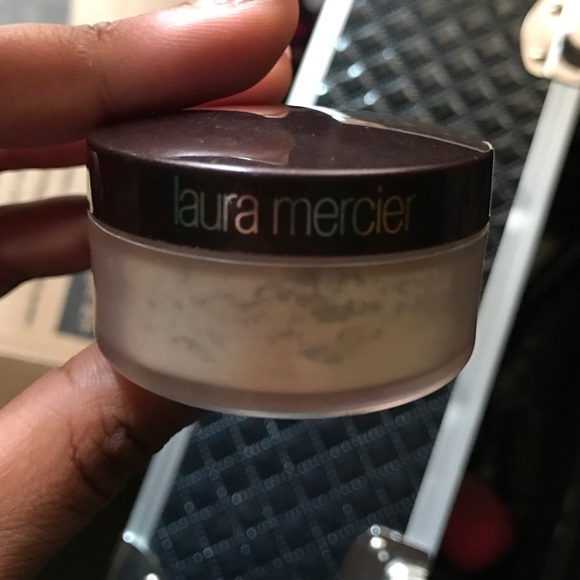 LAURA MERCIER TRANSLUCENT SETTING POWDER