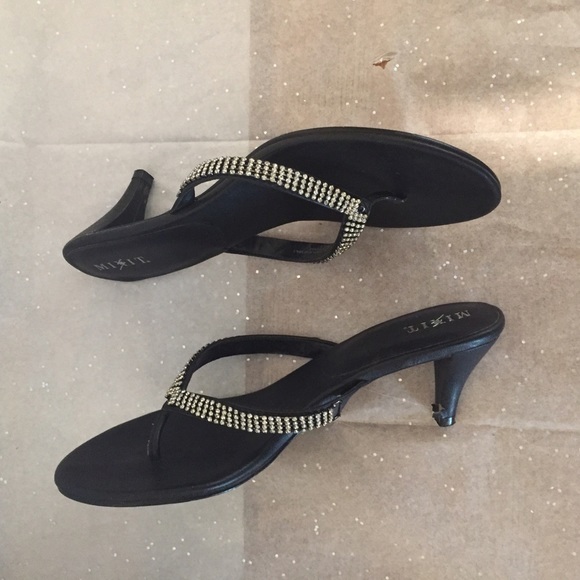 flip flop heels black