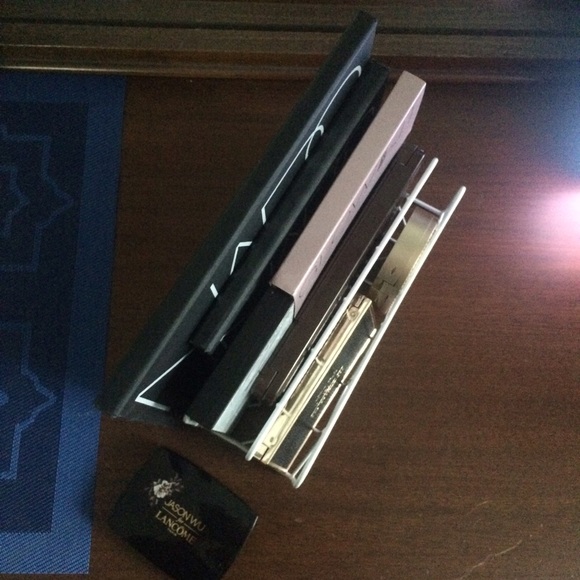 White Makeup Palette Organizer - NEW - Picture 3 of 3