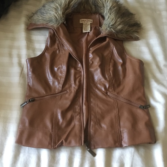 Faux vest - Picture 1 of 2