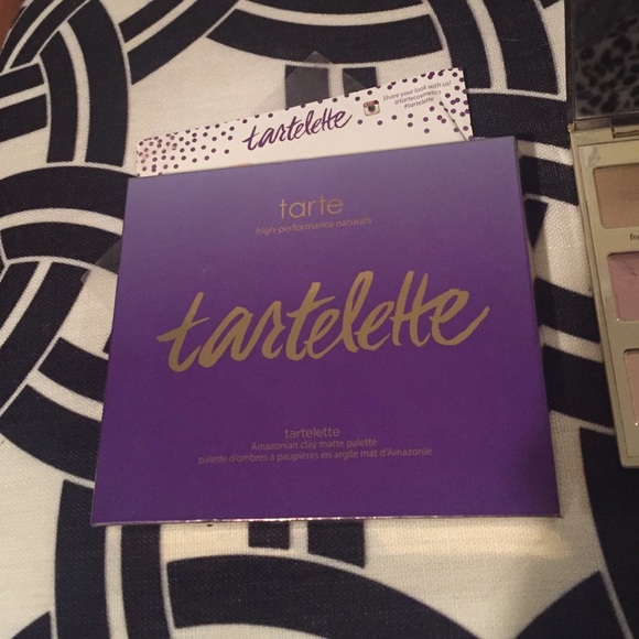 Tarte tartelette eyeshadow palette