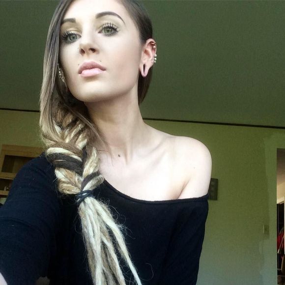 Meet your Posher, Lia