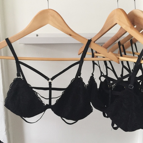• The Society Vol. 1 Bralette • - Picture 2 of 5