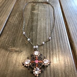 Vintage Guess short pink necklace