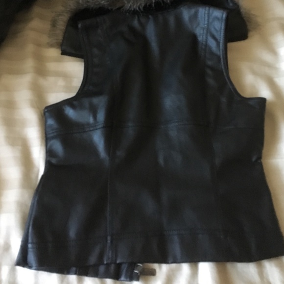 Faux leather vest - Picture 2 of 2