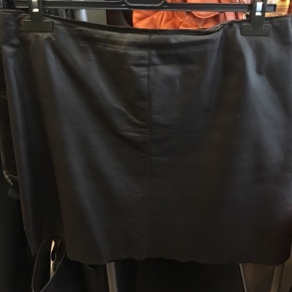 100% Genuine leather black skirt