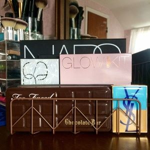 Brown Makeup Palette Organizer - NEW