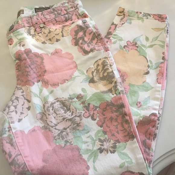 Floral matchstick skinny jeans