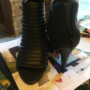 Nine West black heels