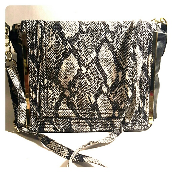 Sam & Libby Handbags - *Sale* Sam&Libby sneak skin crossbody bag