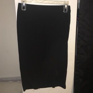 Black stretchy pencil skirt