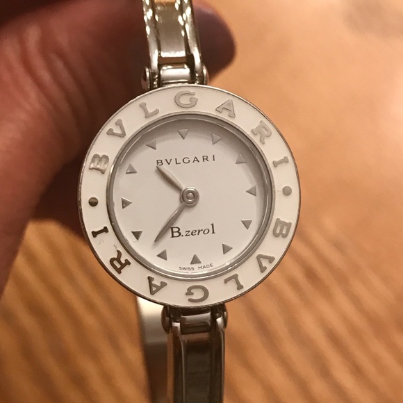 Authentic Bvlgari B zero 1 watch with original box - Picture 2 of 9