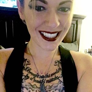 Meet your Posher, Lindsey